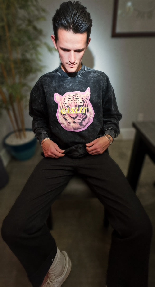 'LE TIGRE 🐯' ACID WASH CREWNECK SWEATER (masc sizing)