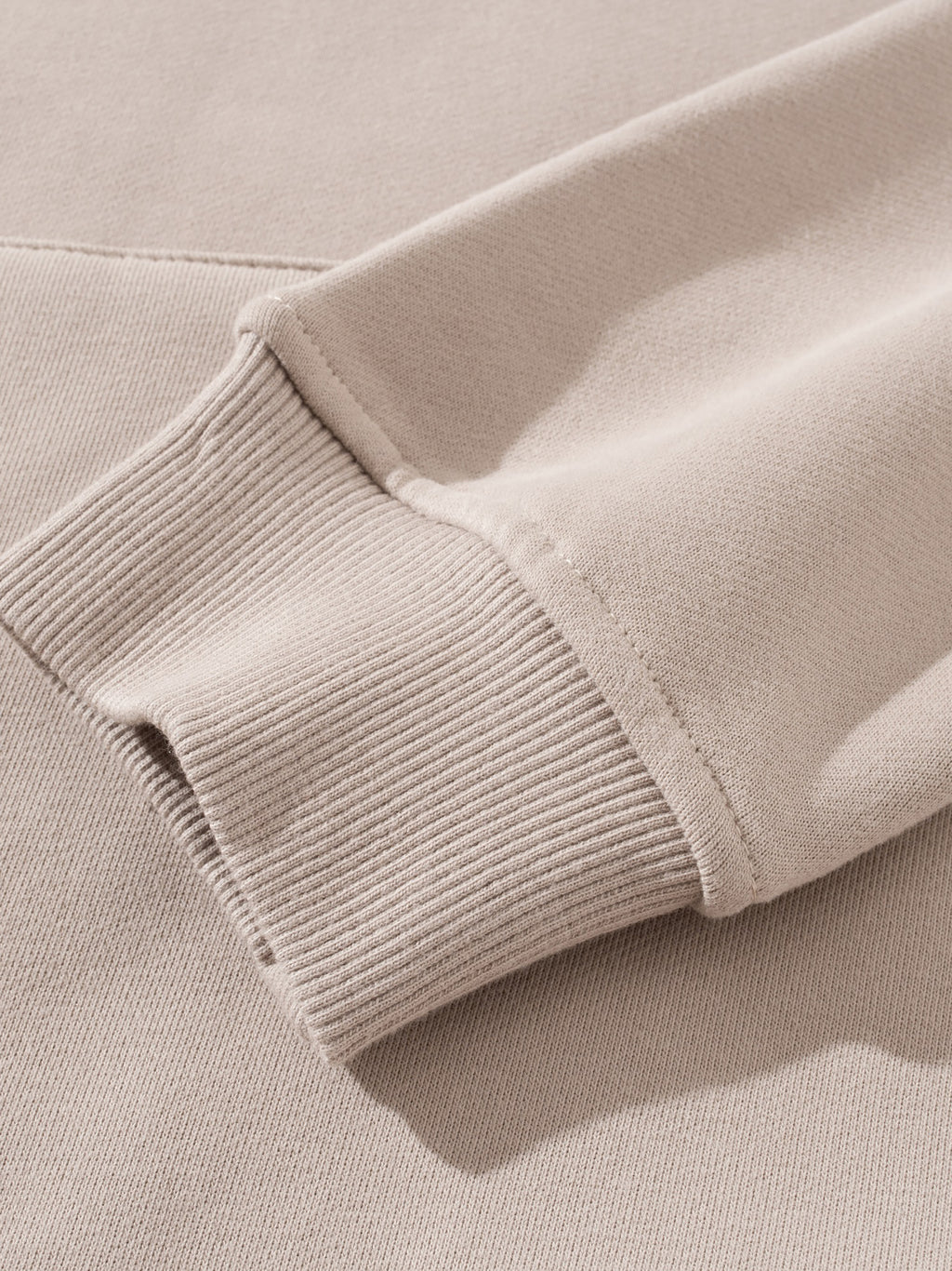 'DELULU' WHITE FLEECE HOODIE (masc sizing)